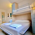 Kuddie Rosse Eco-friendly 아파트호텔 2*