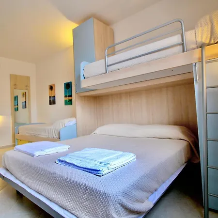 Kuddie Rosse Eco-friendly Aparthotel 2*