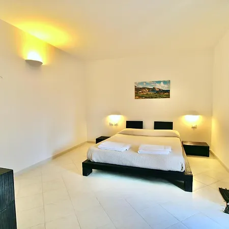 Kuddie Rosse Eco-friendly Apart-hotel 2*