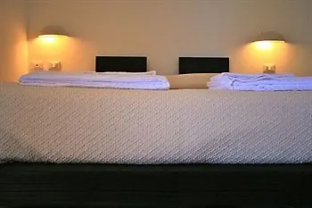 アパートホテル Kuddie Rosse Eco-friendly 2*