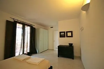 アパートホテル Kuddie Rosse Eco-friendly 2*